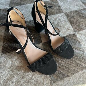 Kelly & Katie Black Strappy Heels